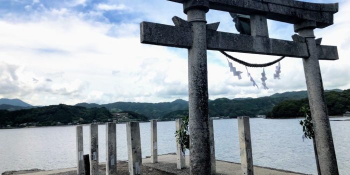 鳴無神社